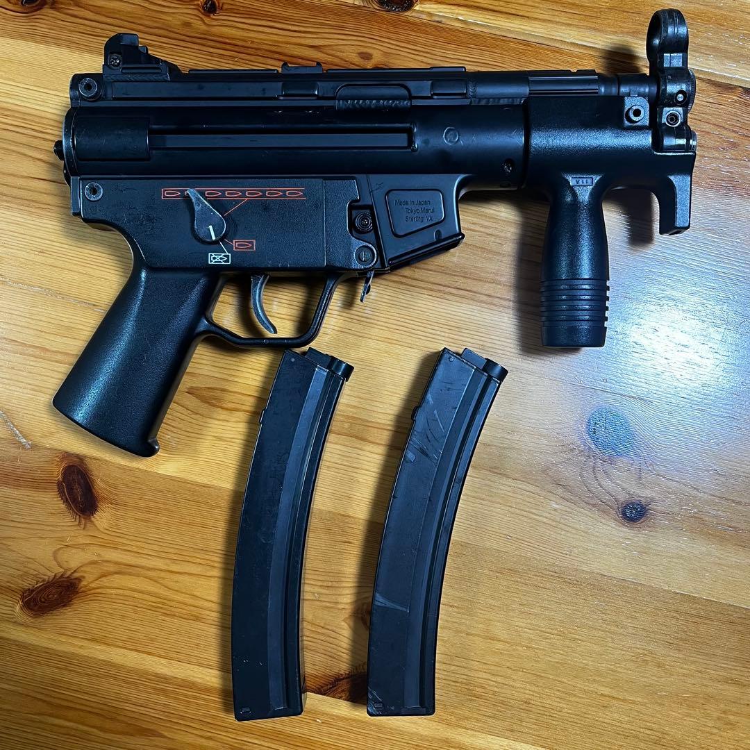 MP5K 電動ガン ブラック マガジン2本付き