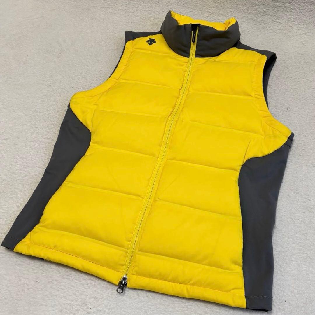 DESCENTE GOLF ハイブリッドダウンベスト イエロー×グレー
