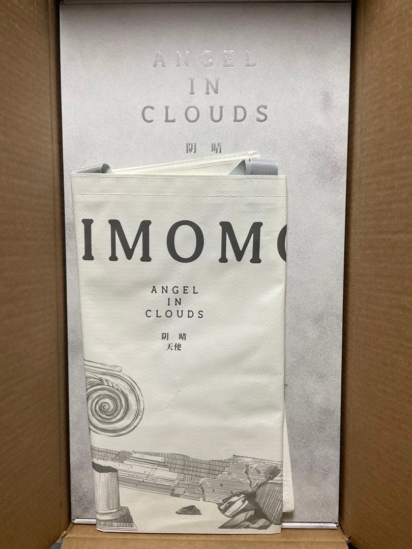 ANGEL IN CLOUDS Labubu ぬいぐるみ