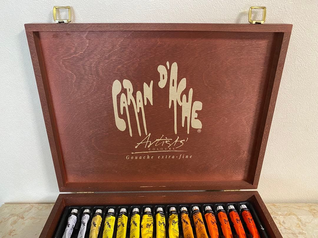 【希少】Caran d'Ache カランダッシュ　木箱