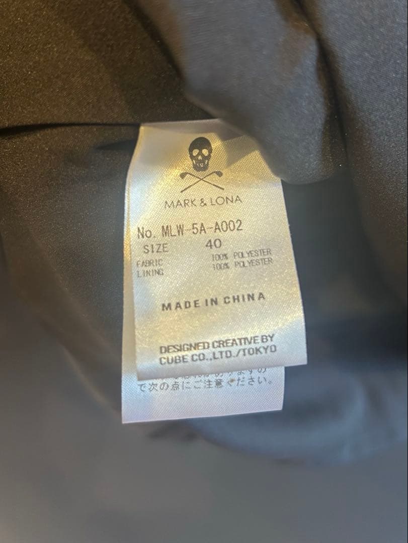 MARK&LONA プリーツ切替衿付きノースリーブワンピース ブラック