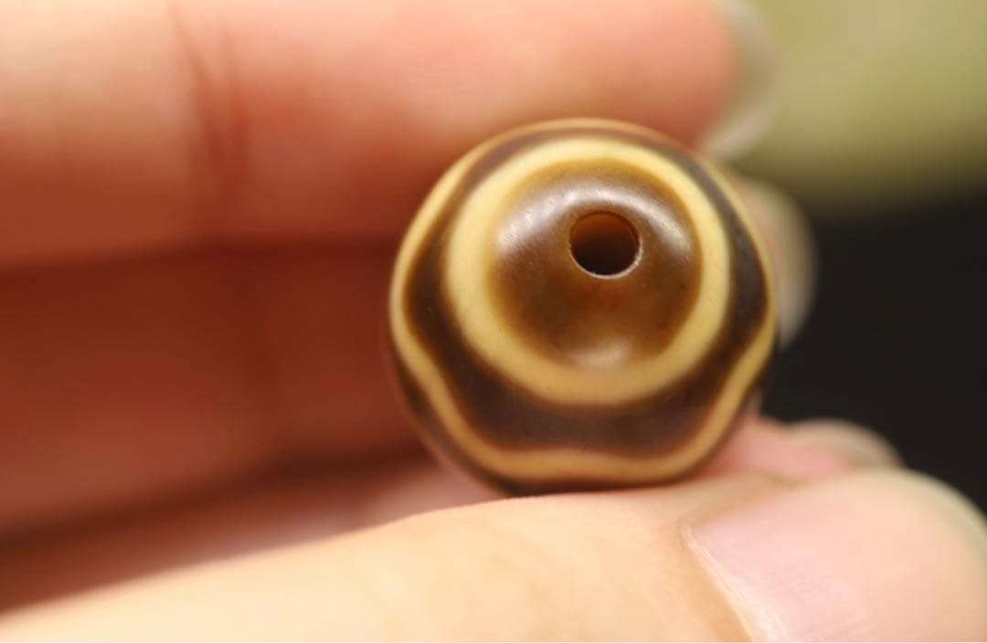 本物　ミニ老天珠　チベット　ジービーズ　水紋「流水紋天珠 」Dzi beads