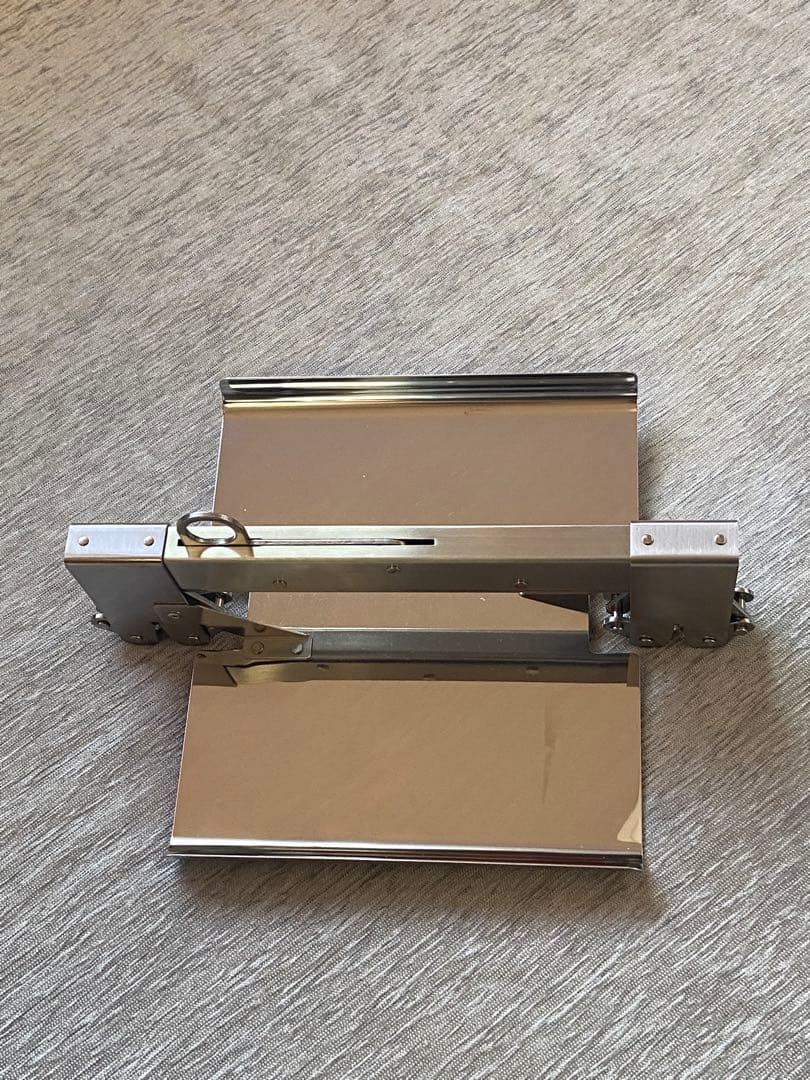 新考社 安全ロック付 一斗缶ハンガー ステンレス