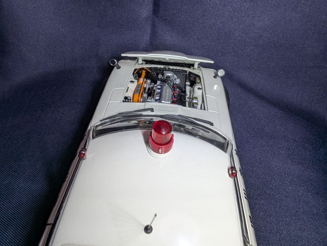 京商　フェアレディ240Z パトカー 1/18
