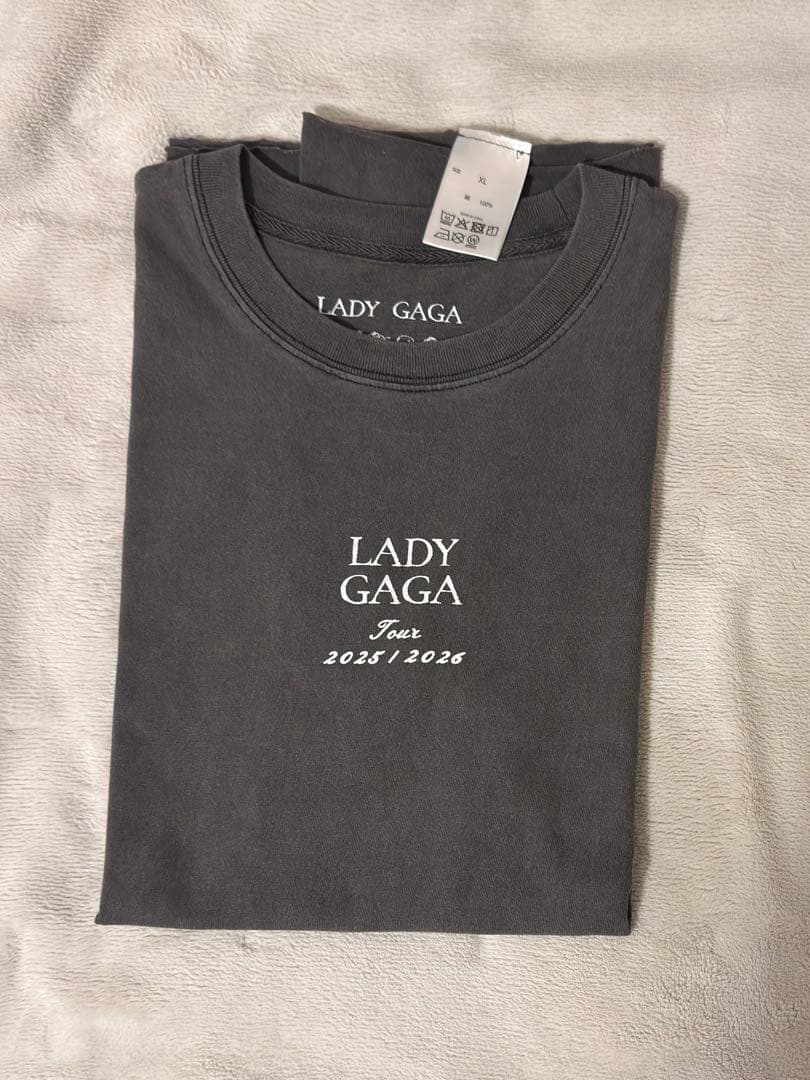 レディ・ガガ MAYHEM CROSS MUSCLE TANK