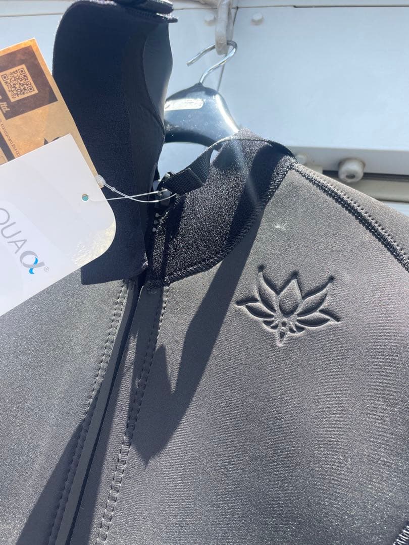 アックスクラシック　未使用 タグ付き　ウエットスーツ　バックジップ　ML