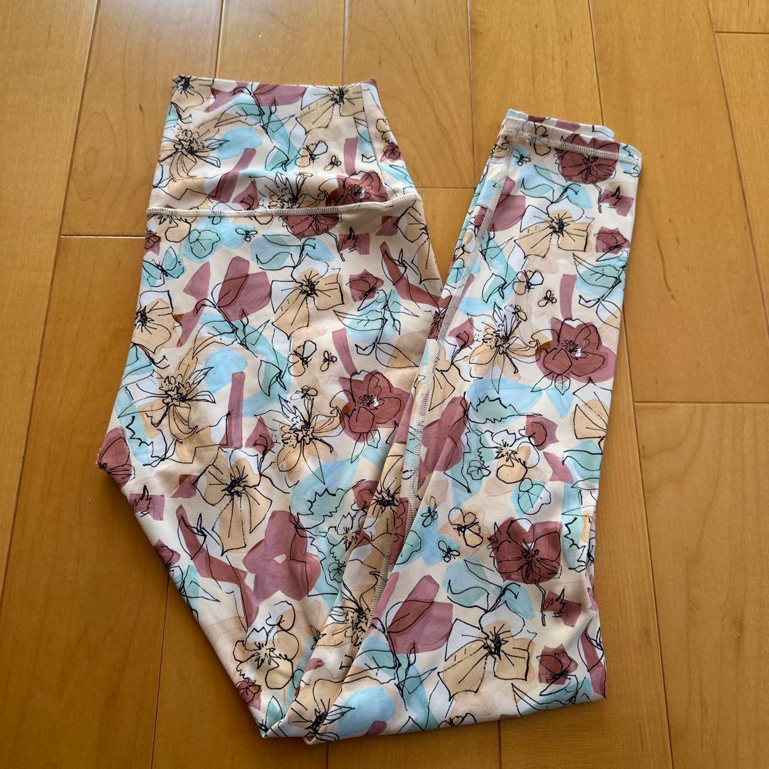 sukala ミックスフラワークロスロゴブラトップ Mサイズ