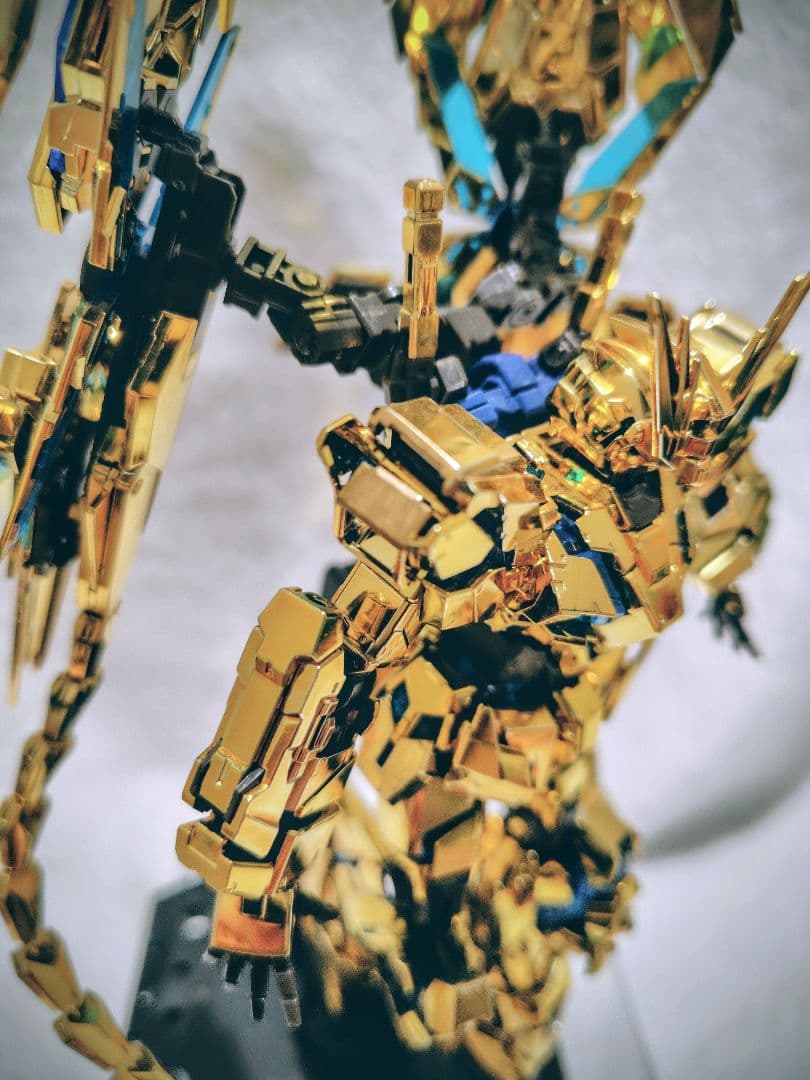 RG ユニコーンガンダム3号機　フェネクス (ナラティブVer.)　素組み