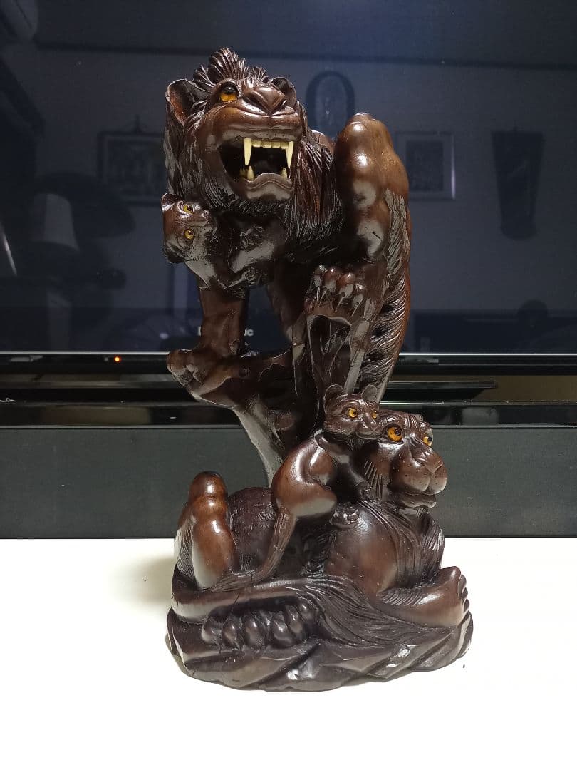 骨董　根木　唐木　無垢材　手彫り　硝子眼　唐獅子　細密　細工