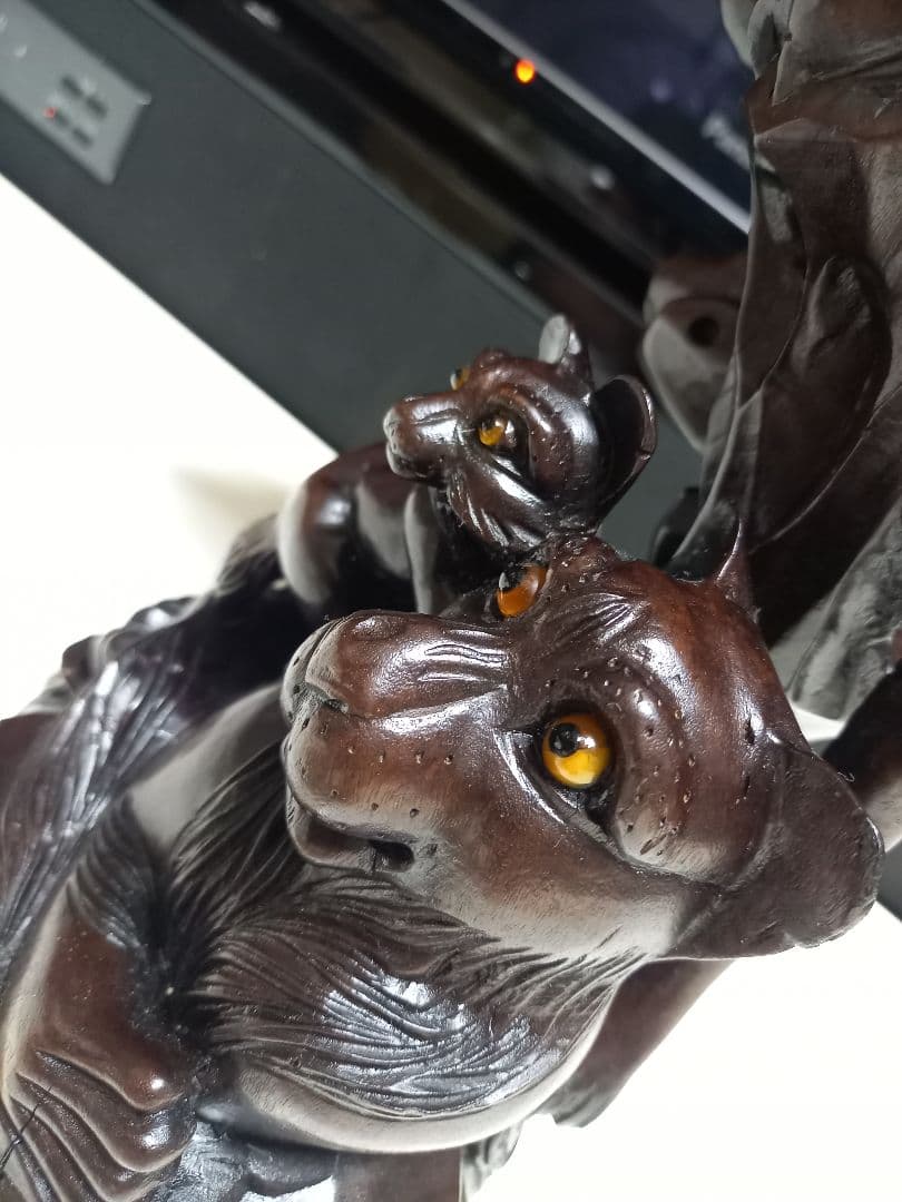 骨董　根木　唐木　無垢材　手彫り　硝子眼　唐獅子　細密　細工