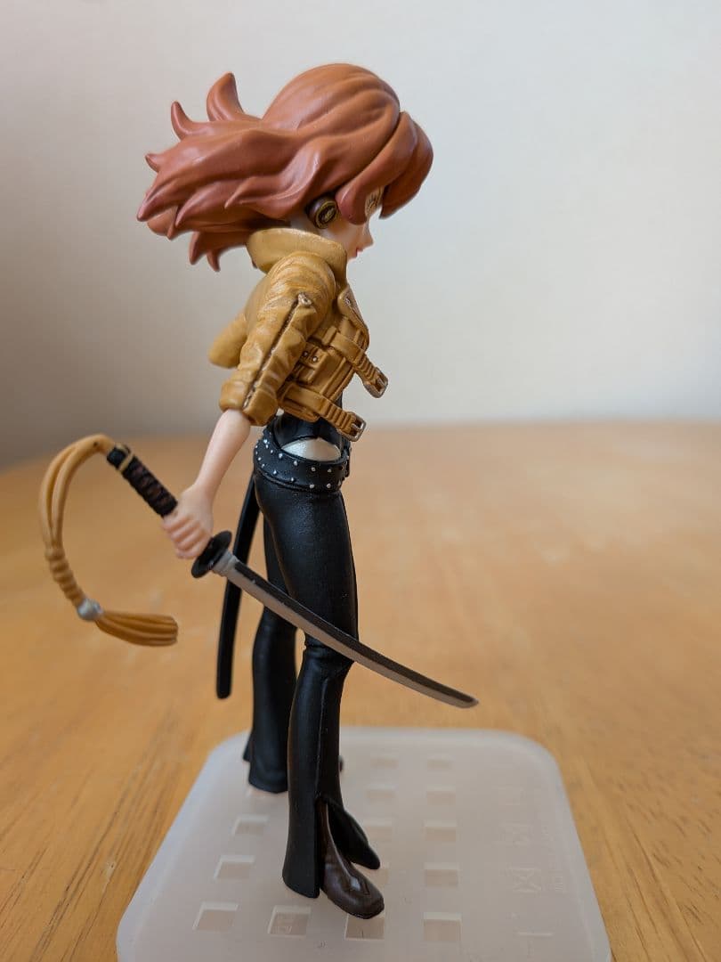 峰不二子 フィギュア 　バイク付き