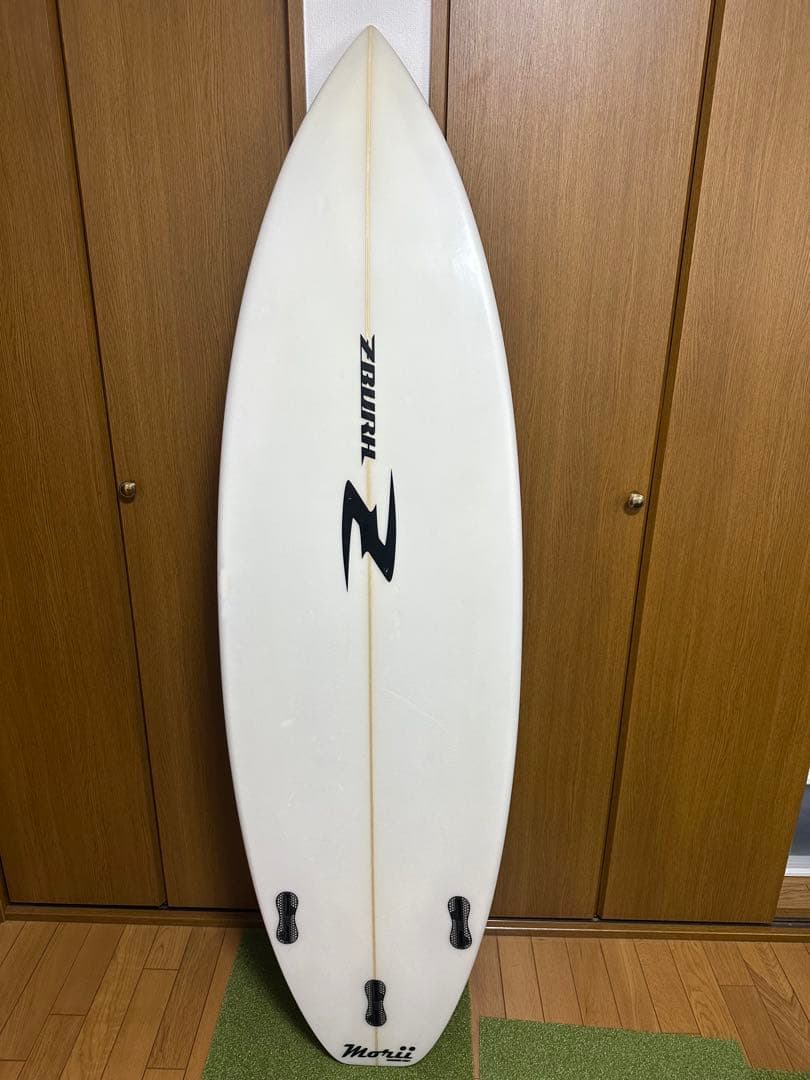 ZBURH サーフボード スピーダーMorii ショートボード5.10