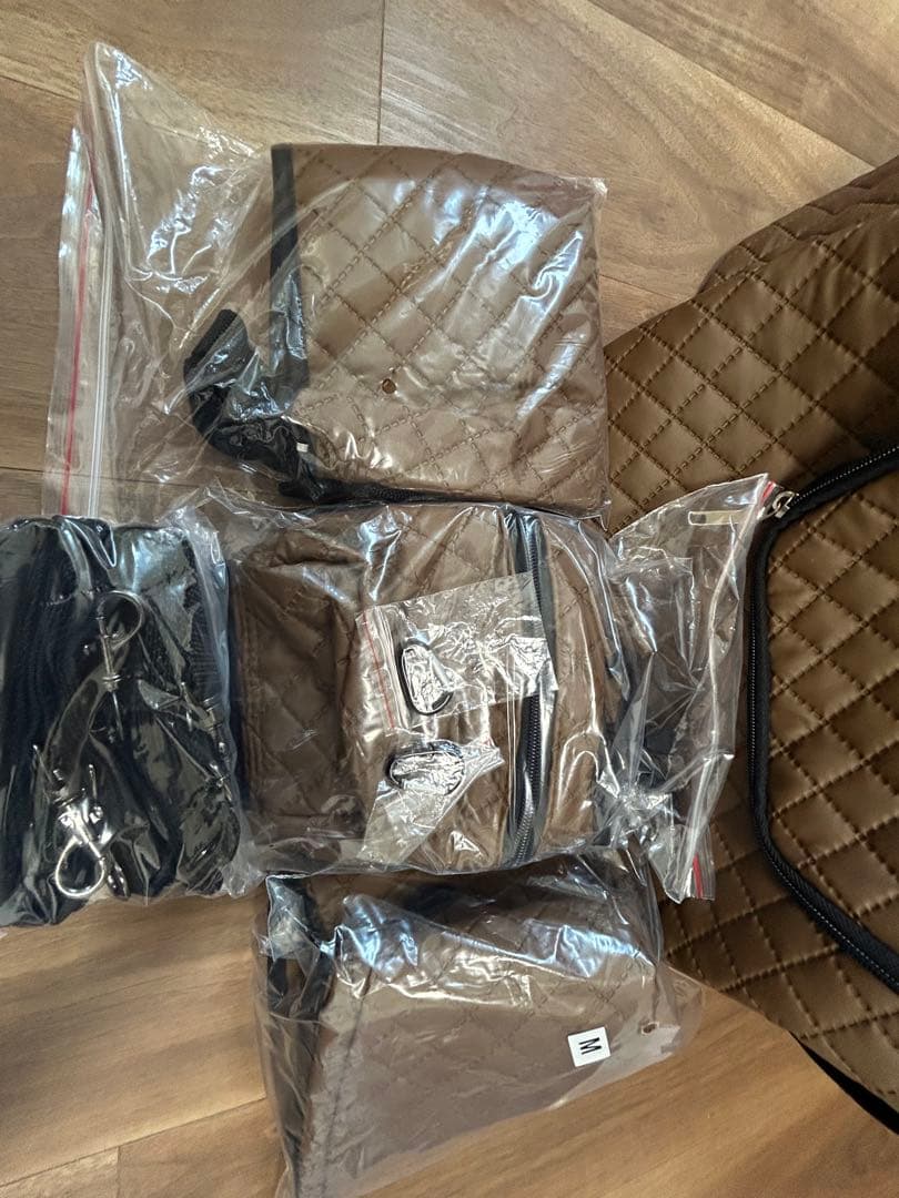 天使のカートブラウンキルト　バッグ　Mサイズ