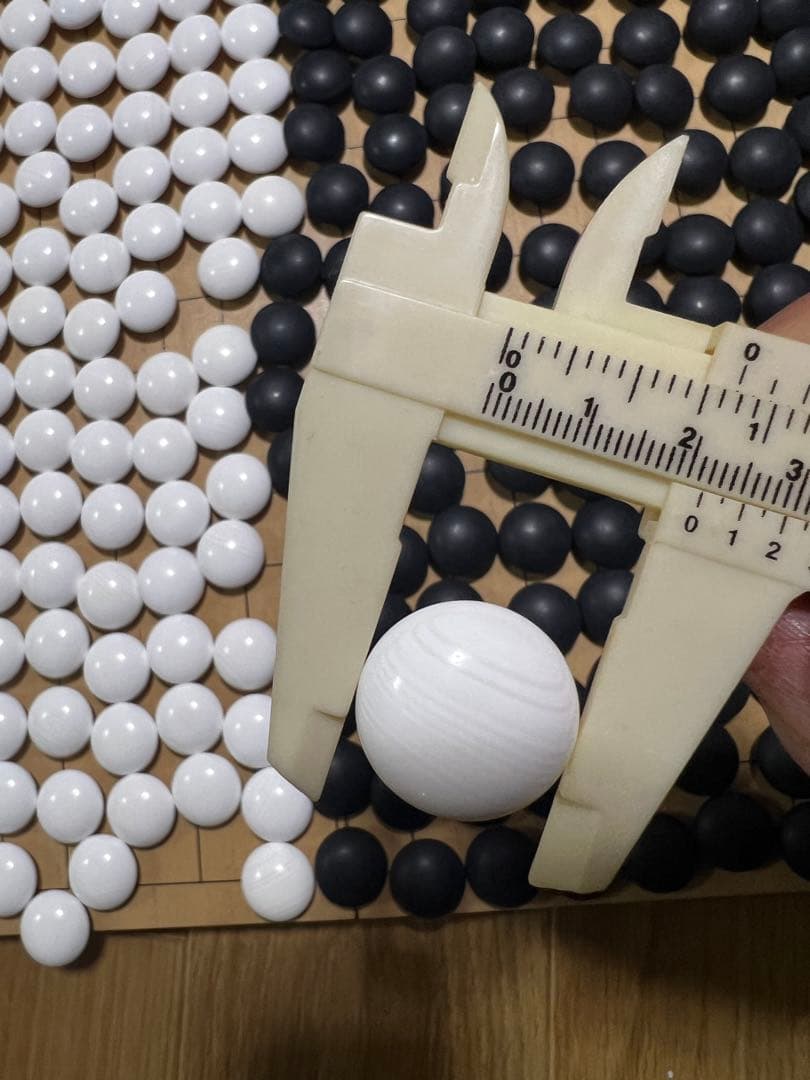 【美品】日向特製 蛤碁石＋本那智黒 39号 11mm 囲碁　任天堂碁盤