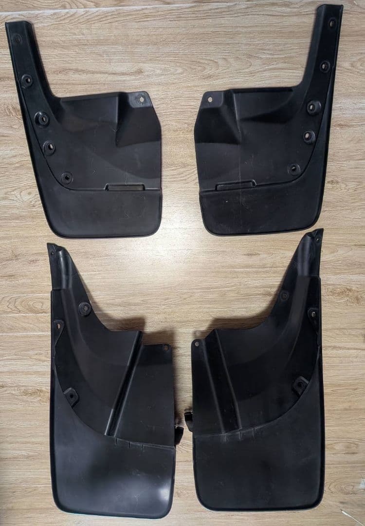 ランドクルーザープラド 150系後期用　 純正マッドガード