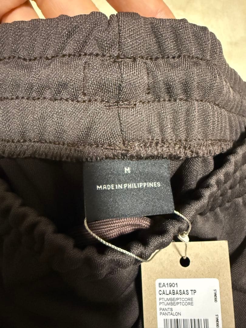 【新品タグ付き】adidas CALABASAS メンズ　M