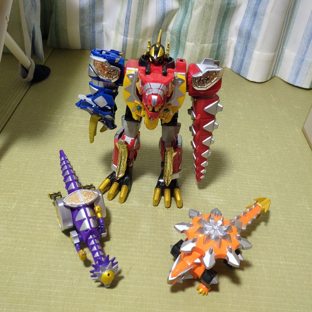 アバレンジャー　アバレンオー　アンキロベイルス　バキケロナグルス　トリケラトプス