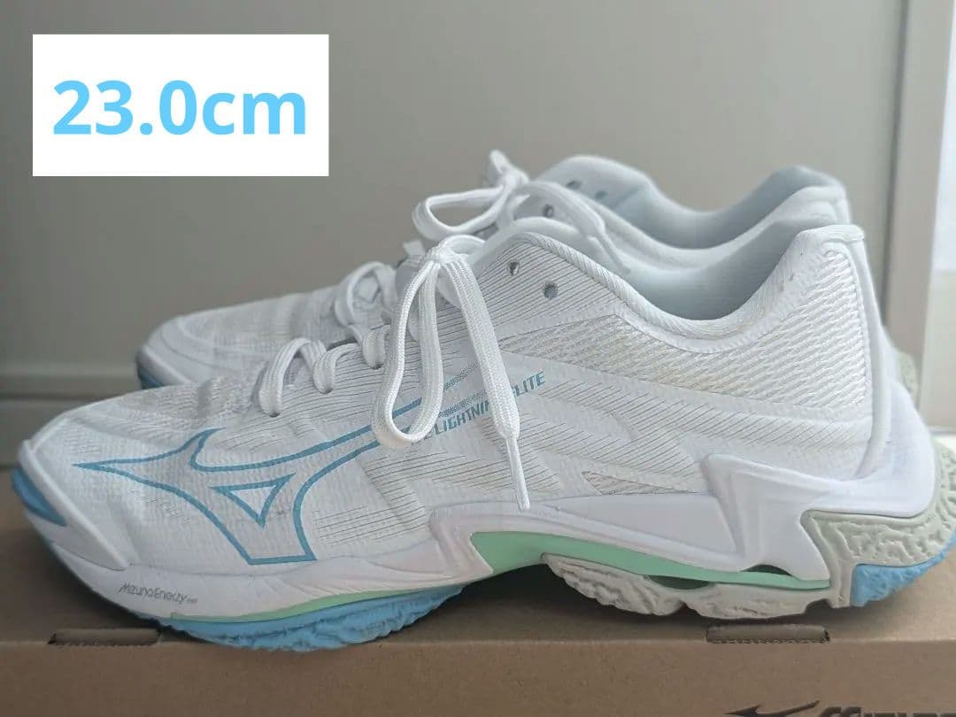 Mizuno バレーボールシューズ 23.0cm　2026年モデル