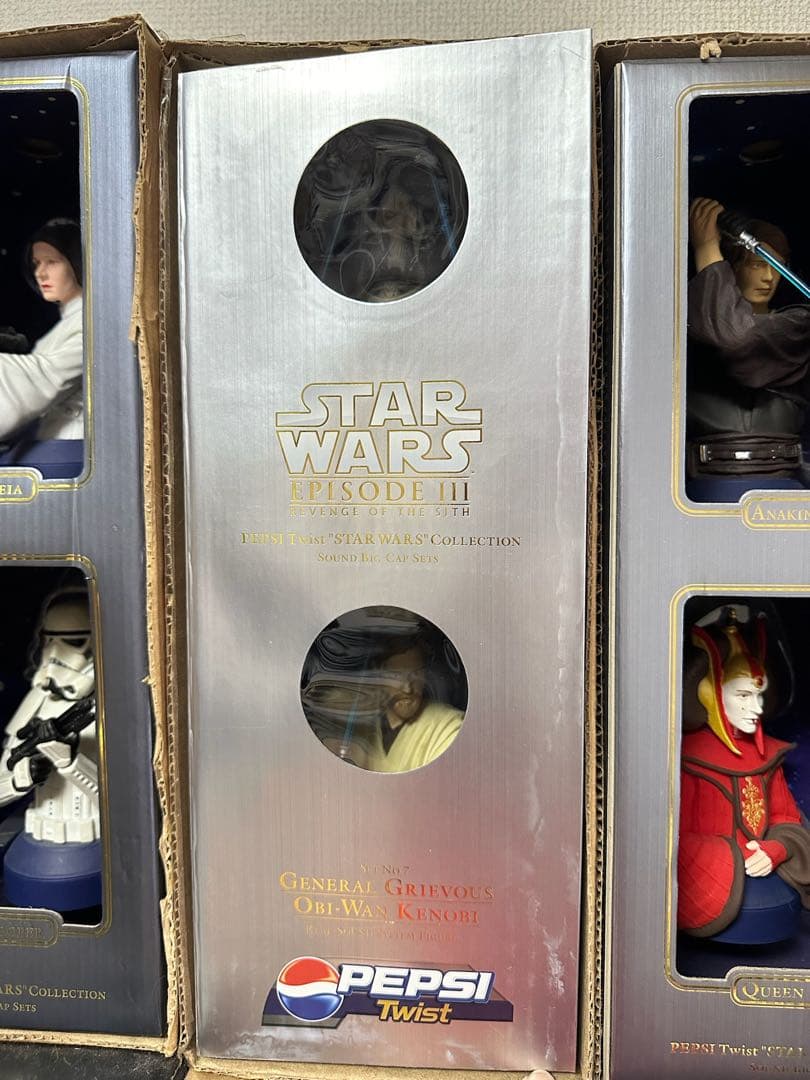 値下げ　スターウォーズSTARWARS サウンドビッグキャップコンプリート希少