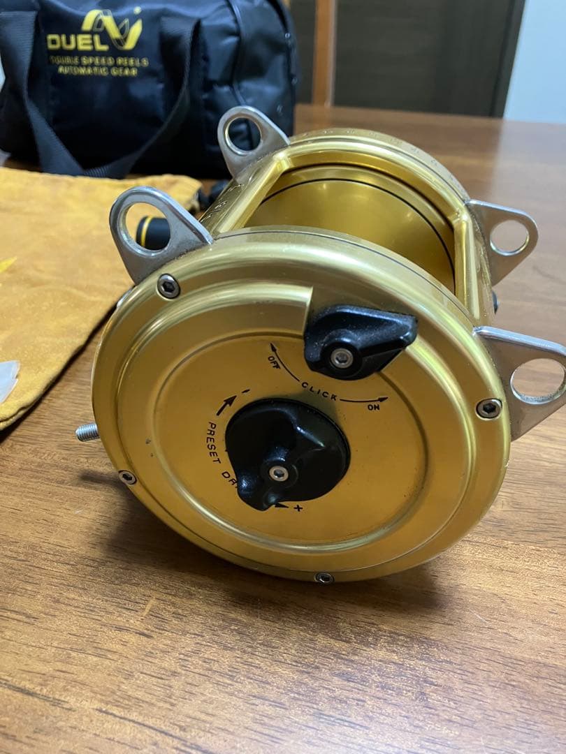 DUEL ダブルスピード両軸リール