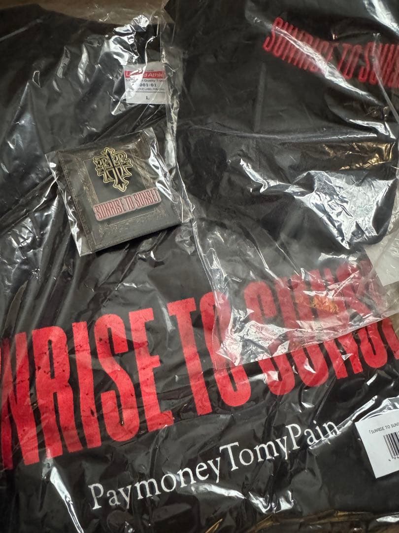 PaymoneyTomyPain Tシャツ キャップ ピンバッジ　未使用 未開封