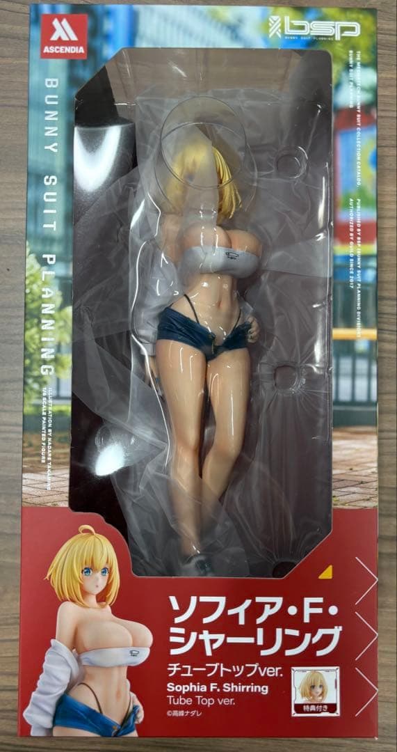 ソフィア・F・シャーリング チューブトップver. 1/6 スケールフィギュア