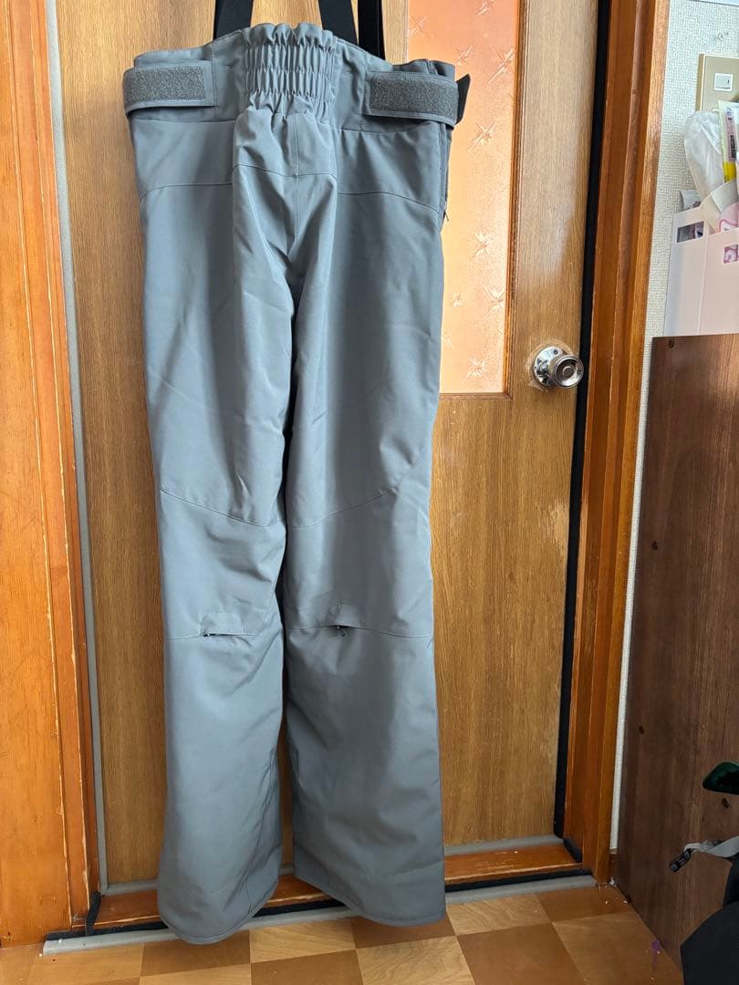 NNOUM スキーウェア