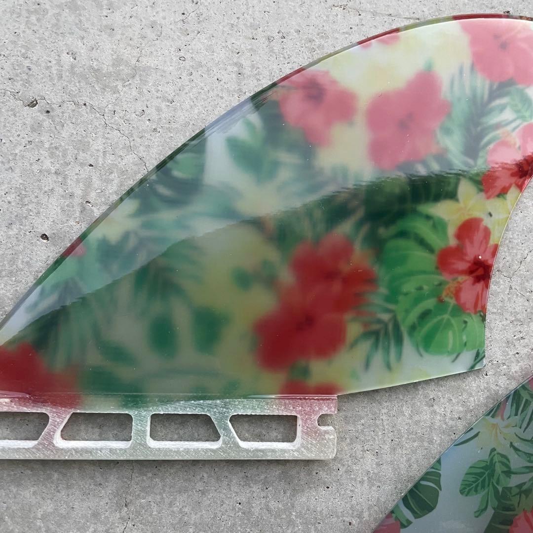 キールフィン　サーフィン　フューチャー　Futures フィッシュ　ツインフィン