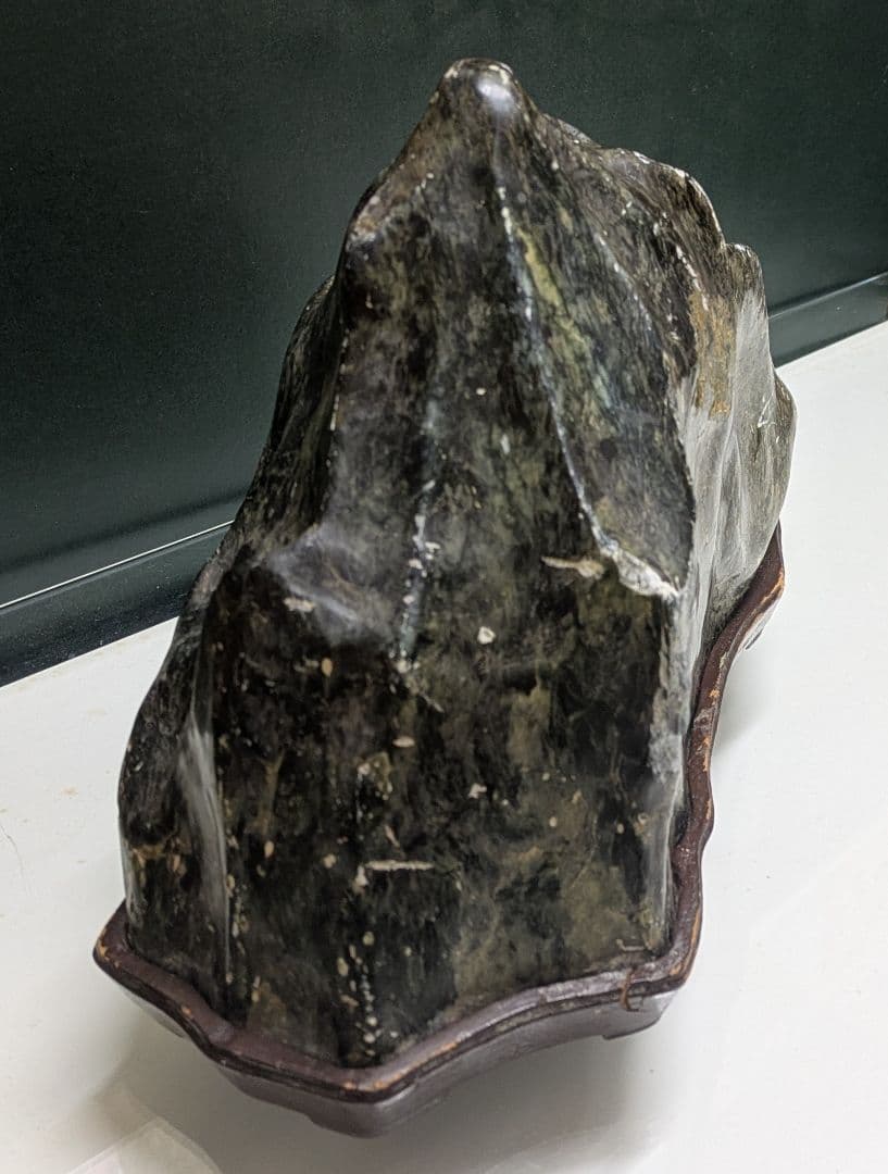 【鑑賞石】山水石　観賞石　蛇紋岩　盆石　天然石　置物