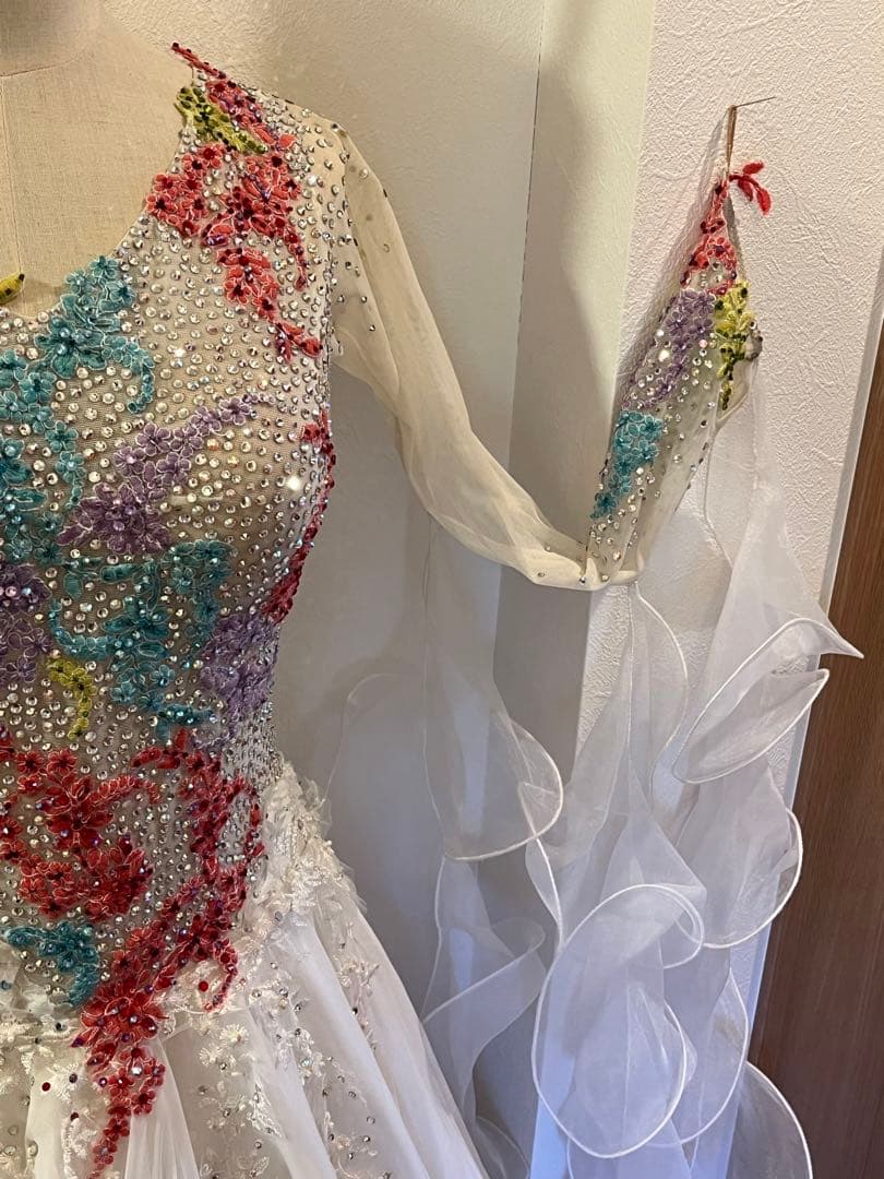 社交ダンス　ドレス　ジャンティ　ホワイト　カラフル　スタンダード