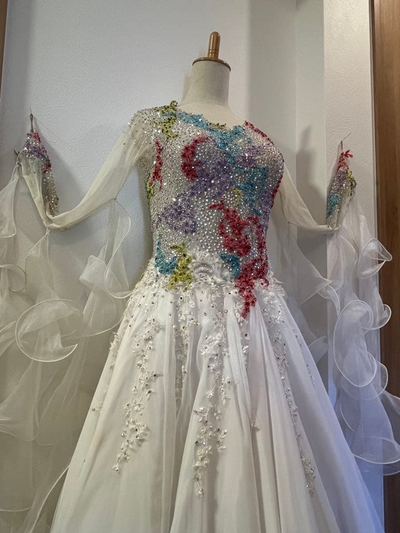 社交ダンス　ドレス　ジャンティ　ホワイト　カラフル　スタンダード