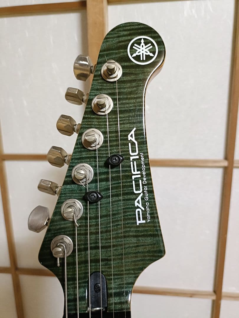 YAMAHA PACIFICA612VⅡFM