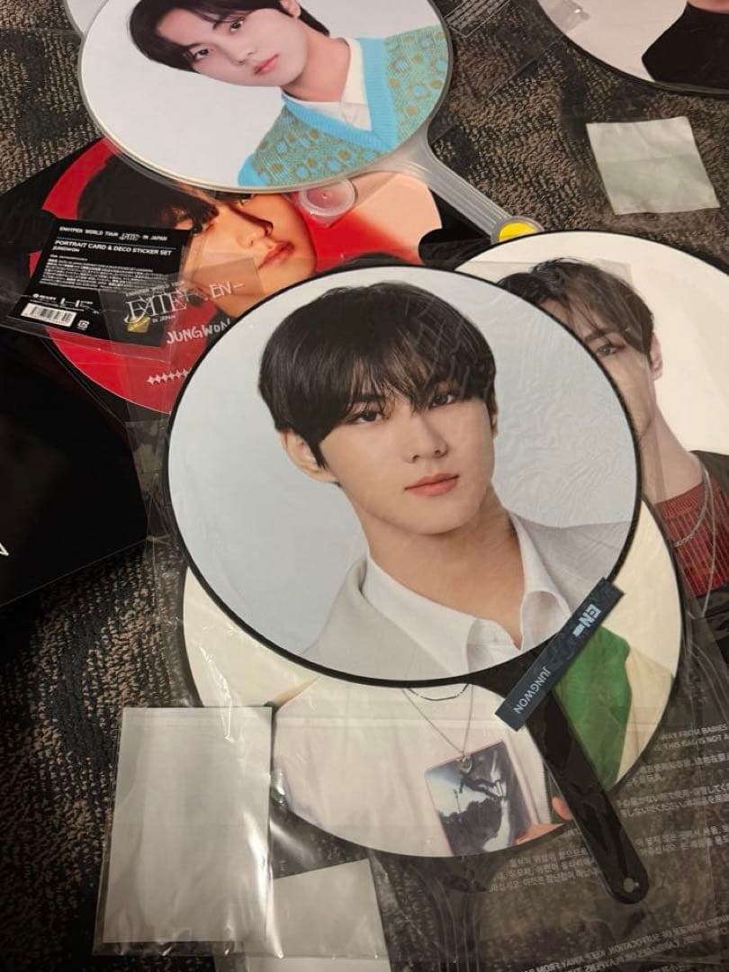 ENHYPENジョンウォン うちわ 11本+デコステッカー修正ステッカーセット