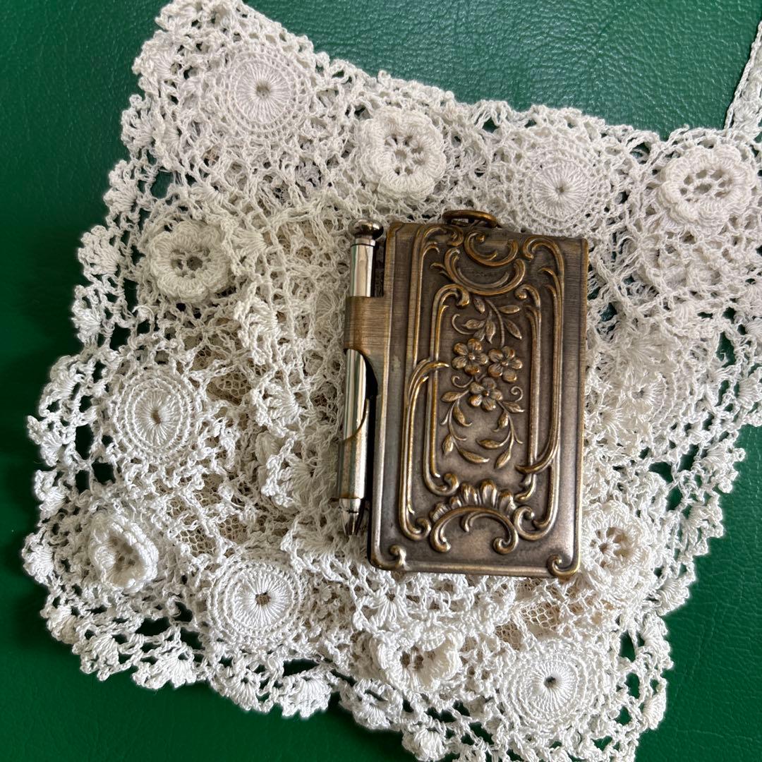 カルネ・ド・バル フランスアンティーク　舞踏会の手帳