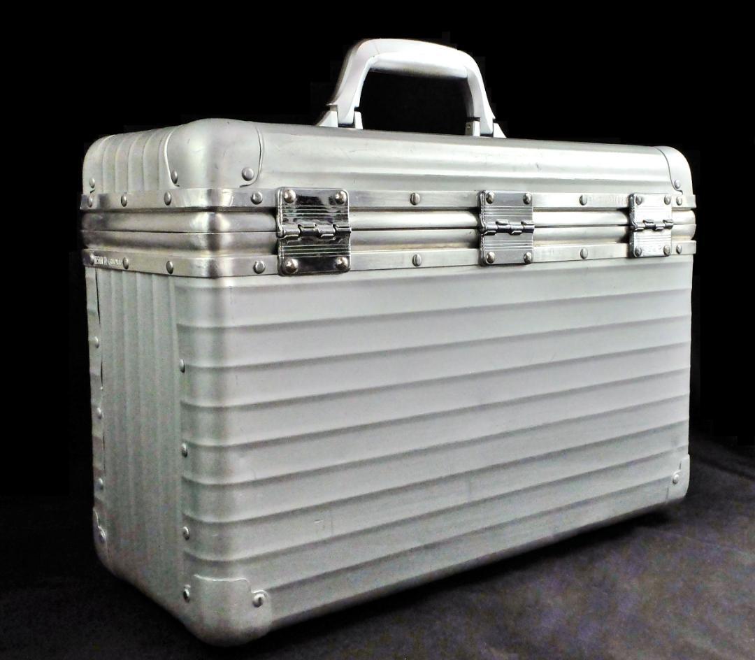 リモワ 940.31『Lufthansa』アルミ・パイロットケース 29L