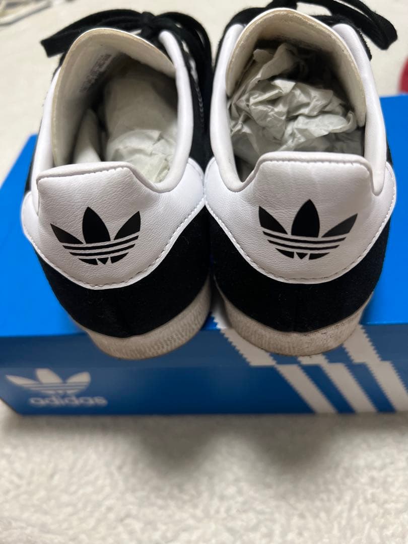 adidas Gazelle スニーカー ブラック/ホワイト